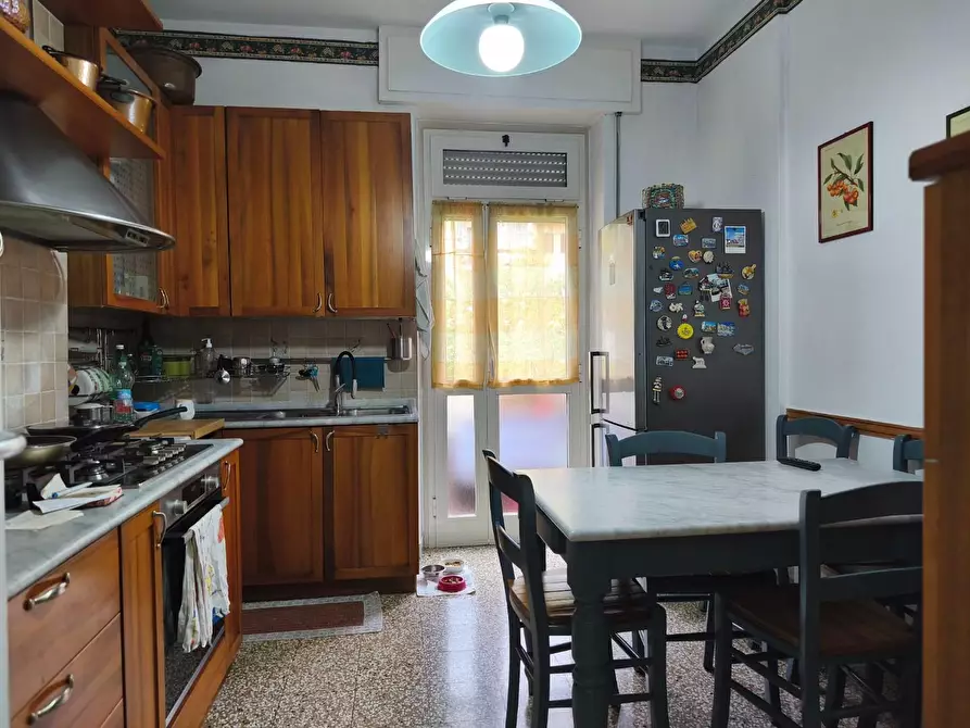 Immagine 8 di Appartamento in vendita  a Carrara