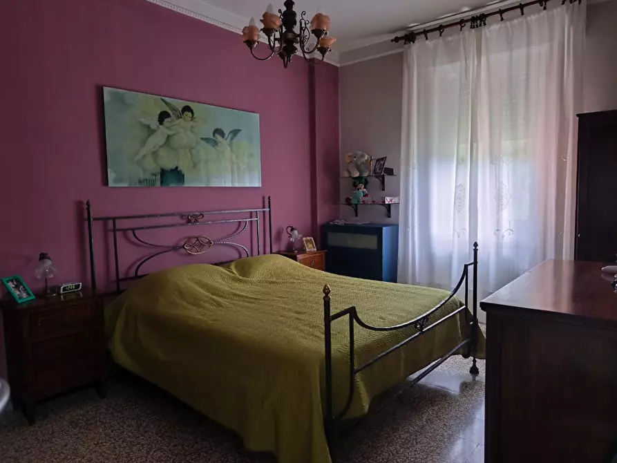 Immagine 17 di Appartamento in vendita  a Carrara