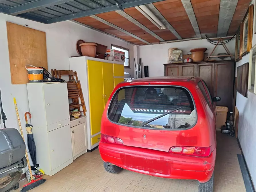 Immagine 34 di Terratetto in vendita  a Capannori