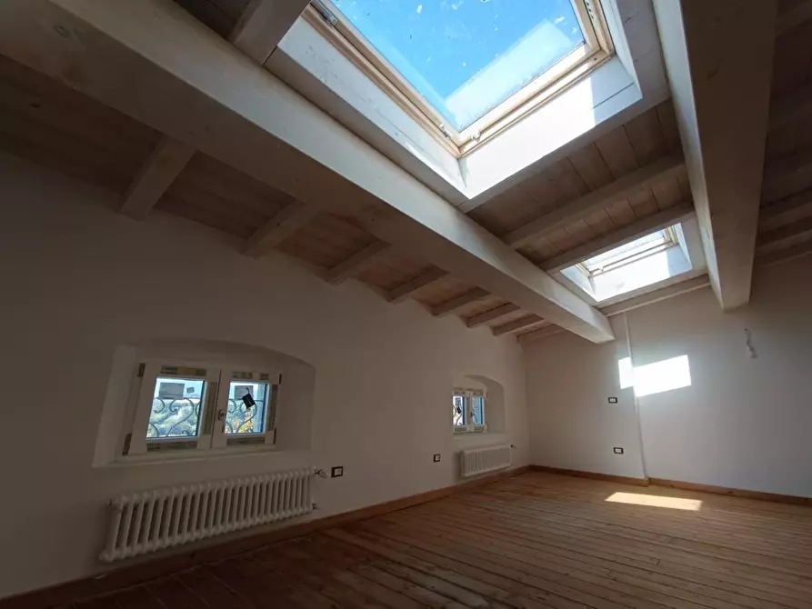 Immagine 8 di Appartamento in vendita  a Crespina Lorenzana