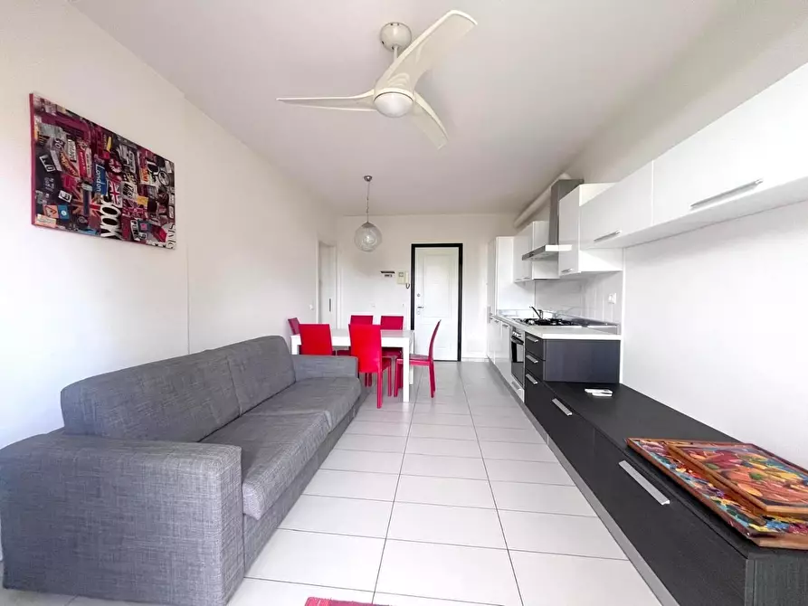 Immagine 4 di Appartamento in vendita  a Massa