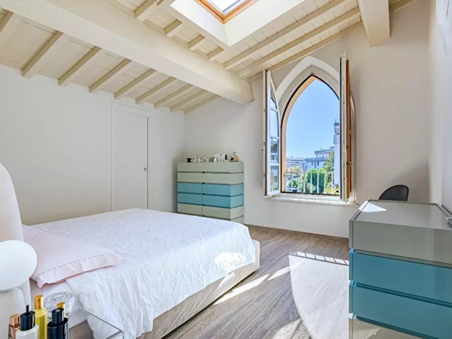 Immagine 10 di Appartamento in vendita  a Pisa