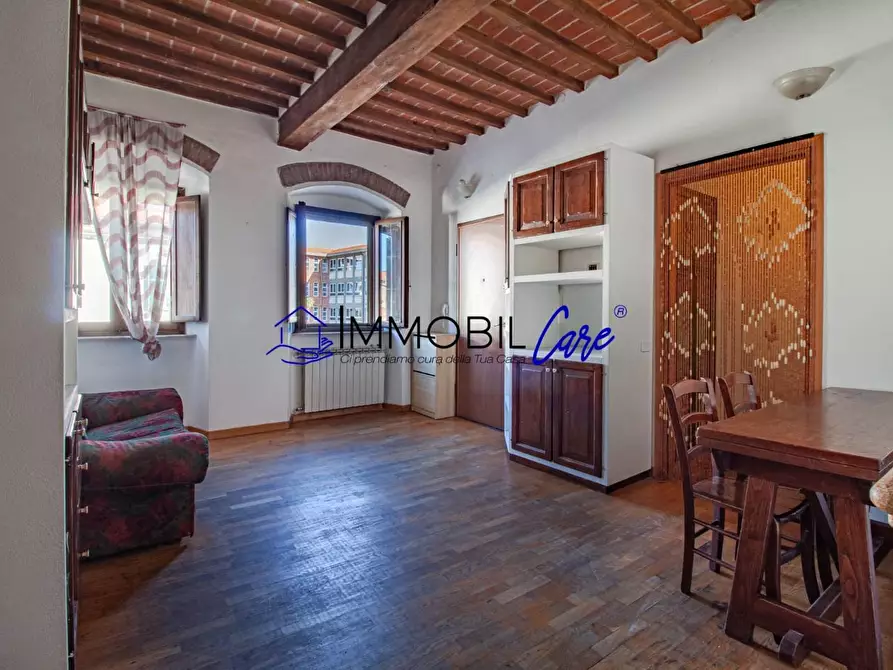 Immagine 6 di Appartamento in vendita  a Livorno