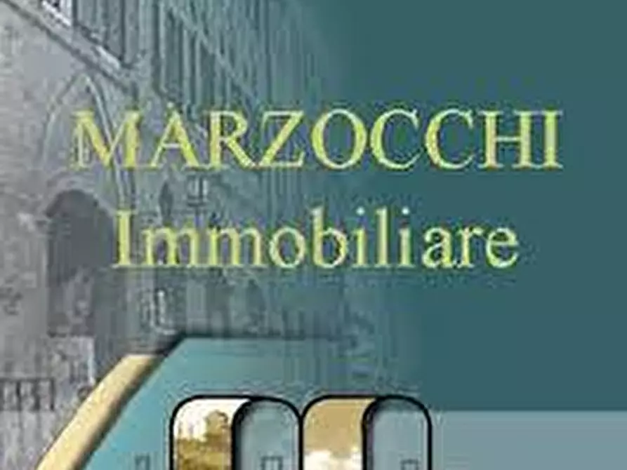 Immagine 4 di Appartamento in vendita  a Siena