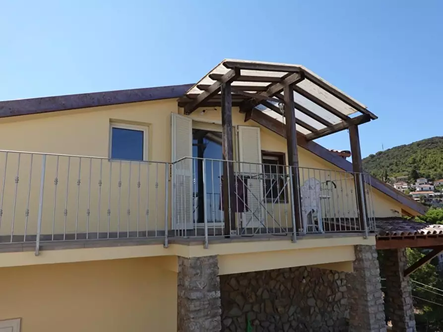 Immagine 4 di Villa in vendita  a Rio Marina