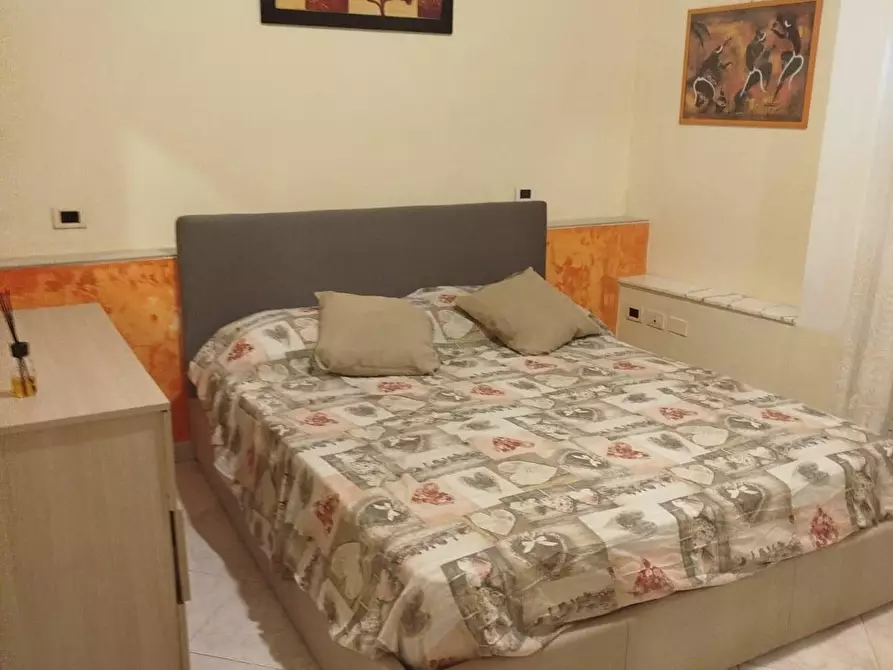 Immagine 3 di Appartamento in affitto  a Carrara