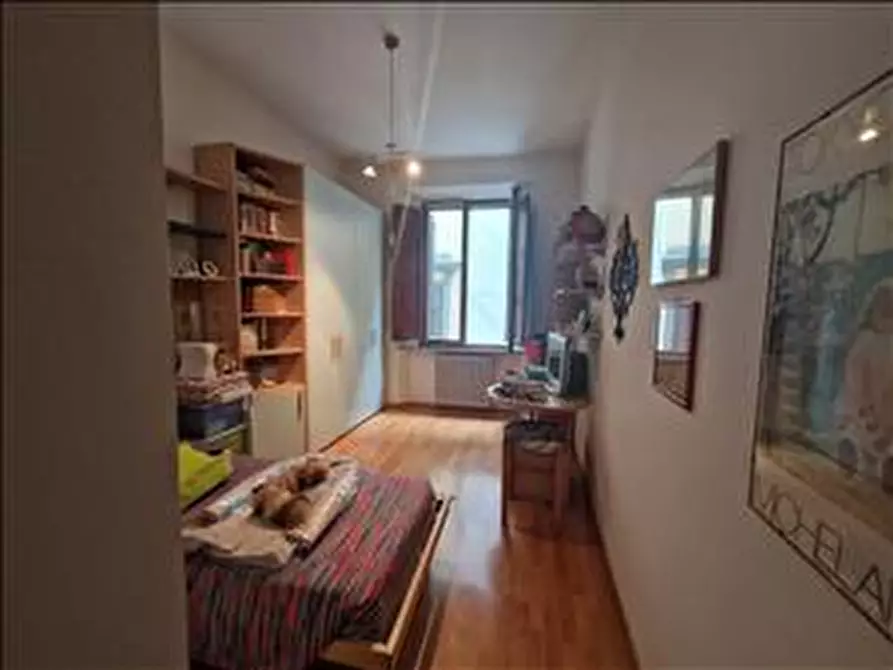 Immagine 10 di Appartamento in vendita  a Siena