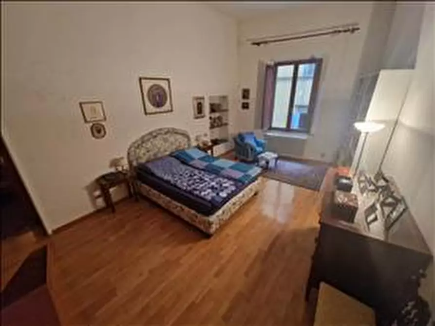 Immagine 7 di Appartamento in vendita  a Siena