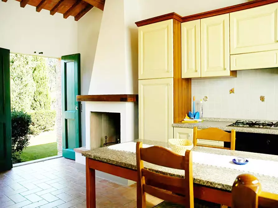 Immagine 13 di Agriturismo in vendita  a Bucine