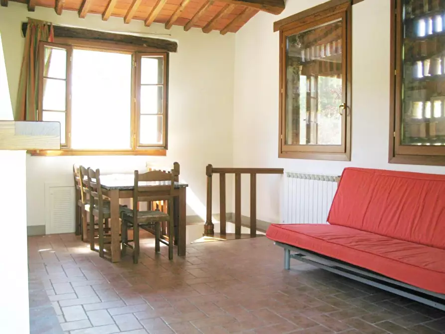 Immagine 18 di Agriturismo in vendita  a Bucine