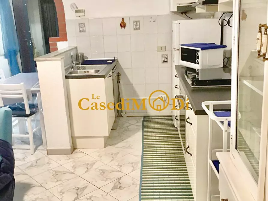 Immagine 2 di Appartamento in vendita  a Livorno