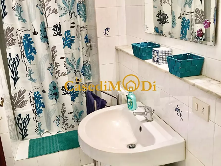 Immagine 12 di Appartamento in vendita  a Livorno