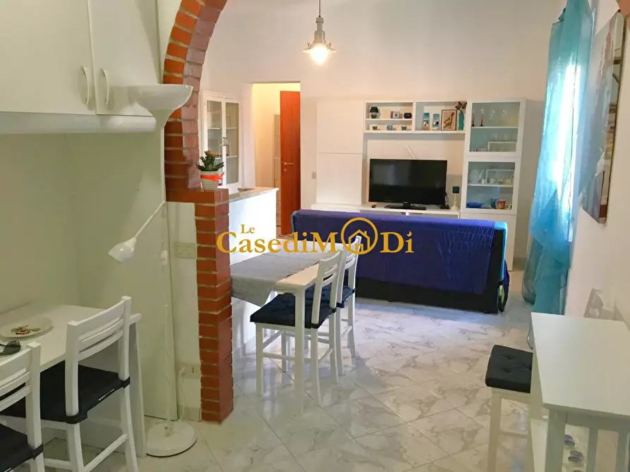 Immagine 4 di Appartamento in vendita  a Livorno