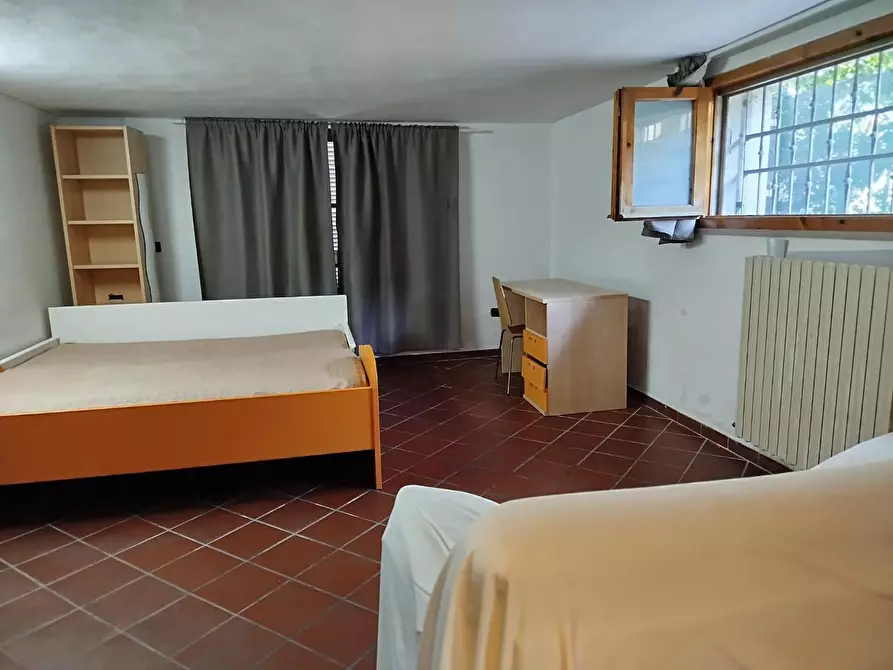 Immagine 13 di Villa in vendita  a Cascina