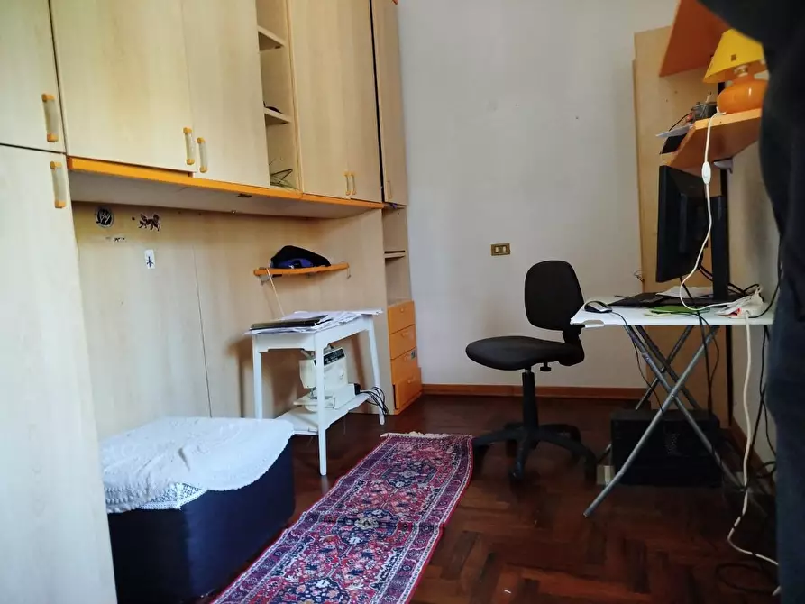 Immagine 18 di Villa in vendita  a Cascina