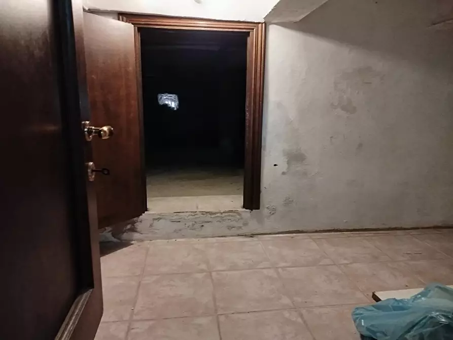 Immagine 12 di Villa in vendita  a Cascina