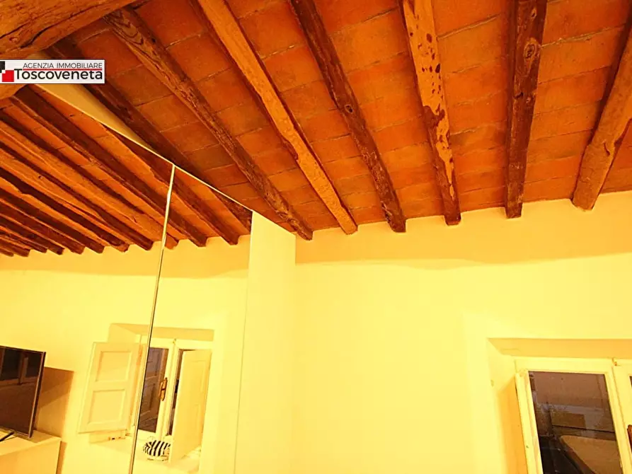 Immagine 20 di Appartamento in affitto  a Lucca