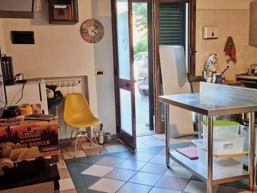 Immagine 5 di Appartamento in vendita  a Pisa