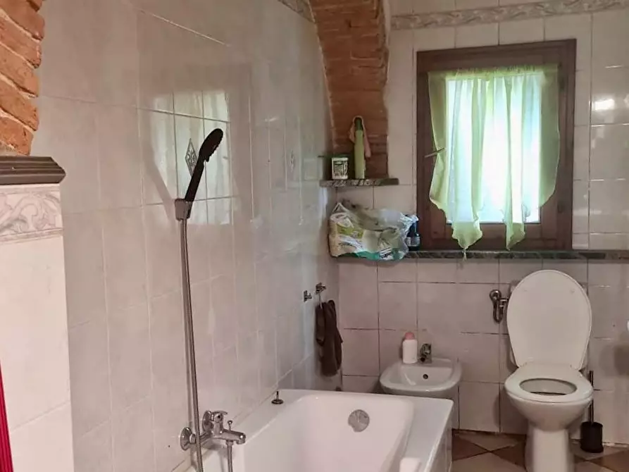 Immagine 11 di Appartamento in vendita  a Pisa