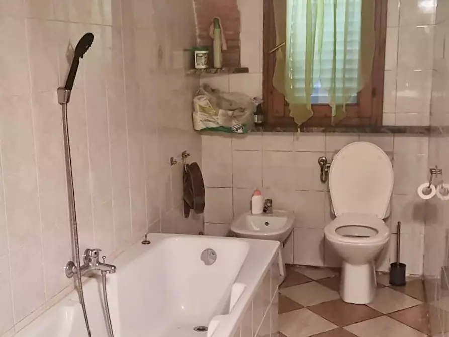 Immagine 4 di Appartamento in vendita  a Pisa