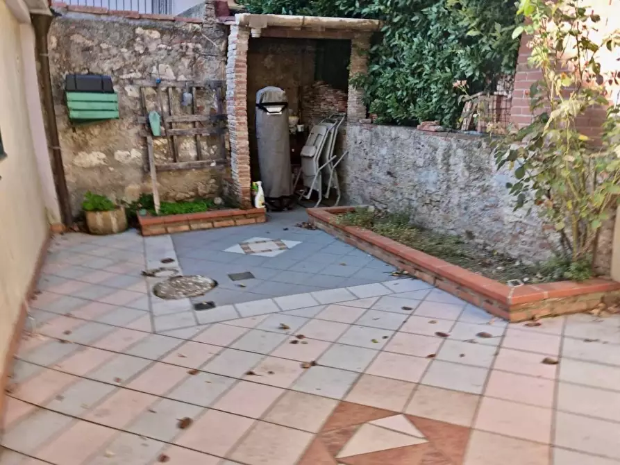 Immagine 9 di Appartamento in vendita  a Pisa