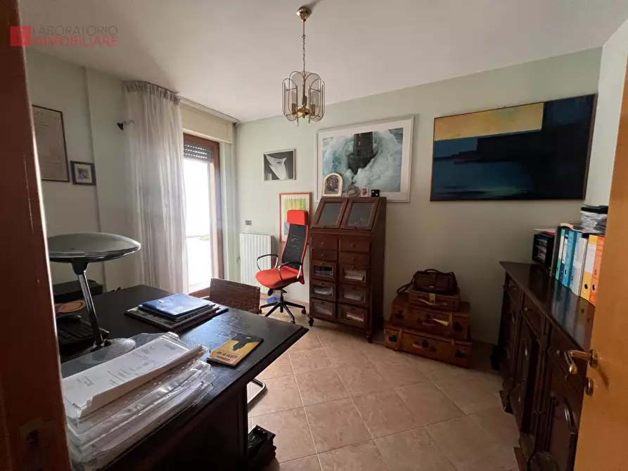 Immagine 21 di Villa in vendita  a Lecce