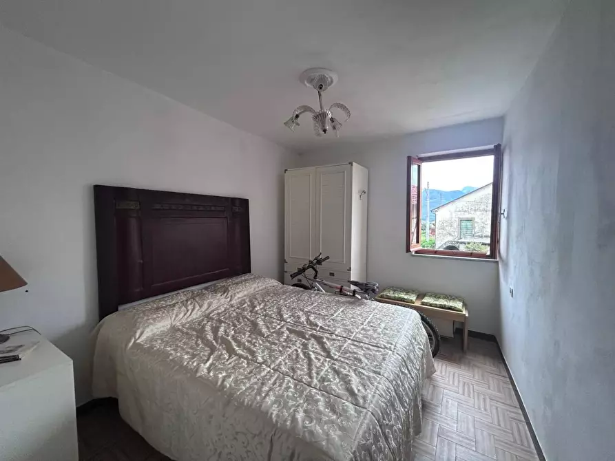 Immagine 12 di Appartamento in vendita  a Casola In Lunigiana