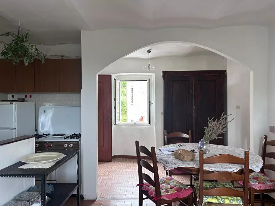 Immagine 6 di Appartamento in vendita  a Casola In Lunigiana