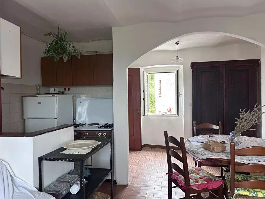 Immagine 7 di Appartamento in vendita  a Casola In Lunigiana