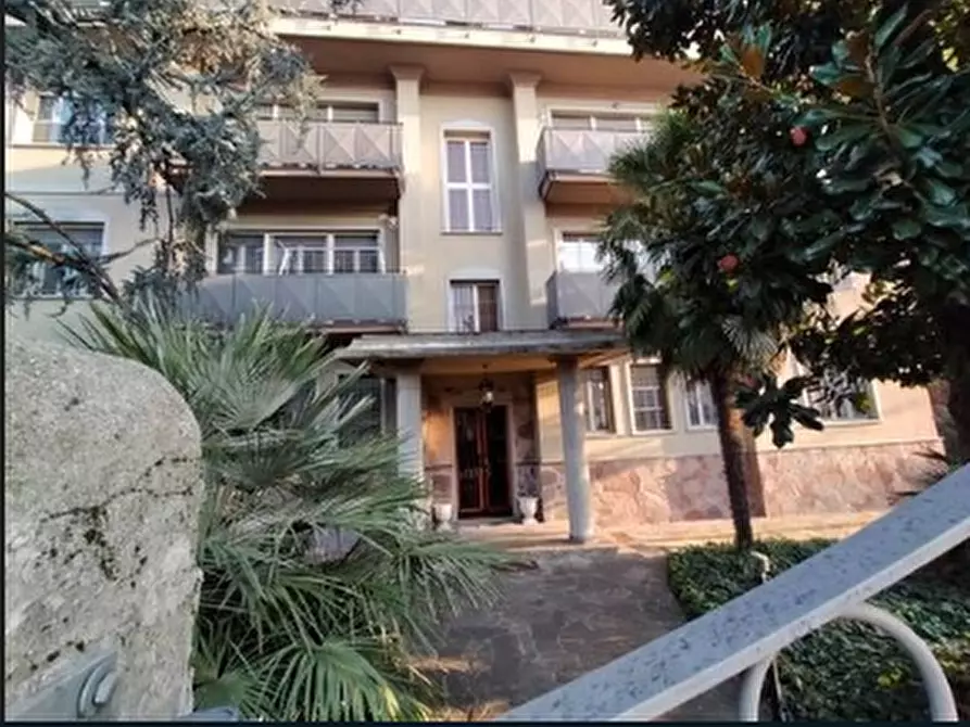 Immagine 2 di Appartamento in vendita  a Chieri