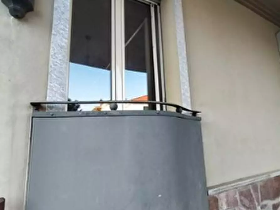 Immagine 2 di Appartamento in vendita  a Chieri