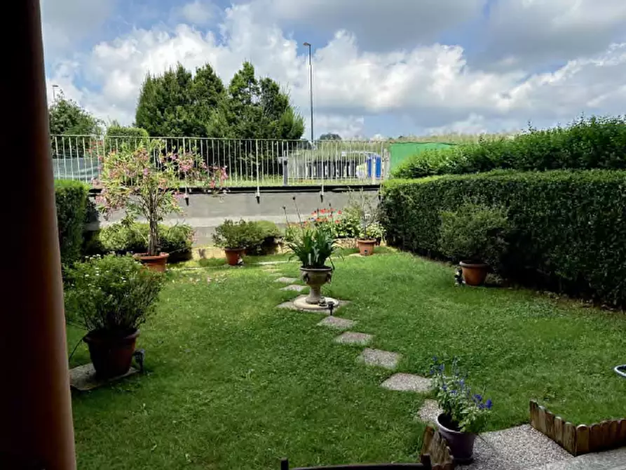 Immagine 11 di Appartamento in vendita  a Chieri