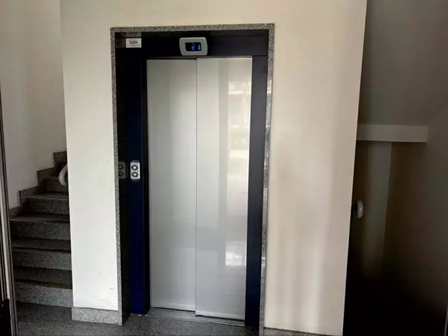 Immagine 4 di Appartamento in vendita  a Chieri