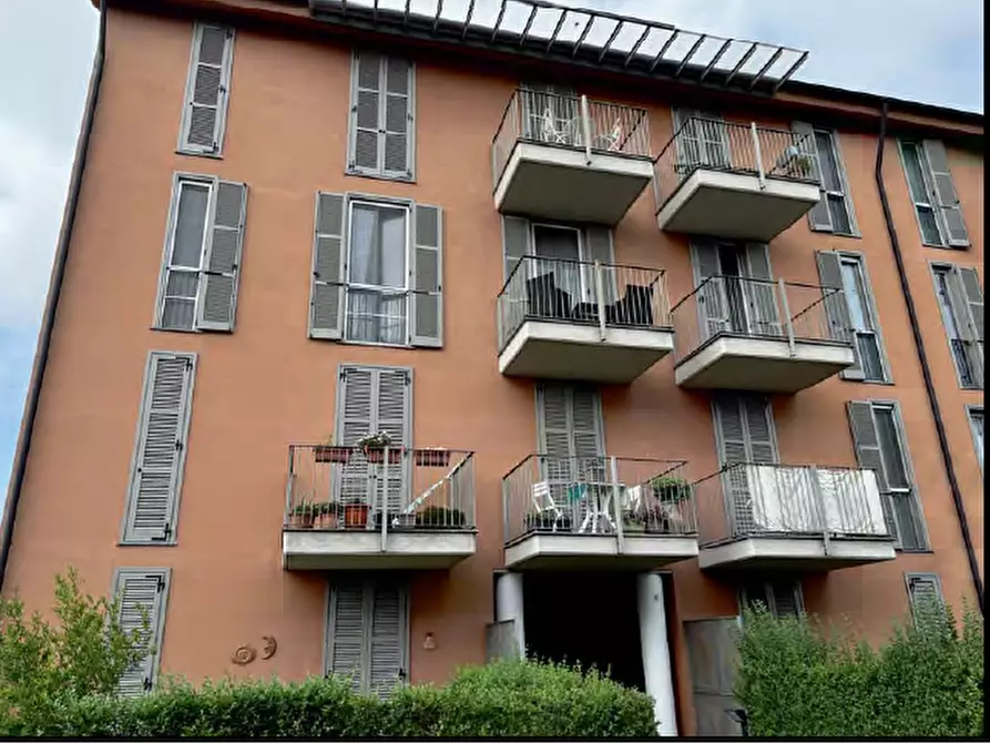 Immagine 2 di Appartamento in vendita  a Chieri