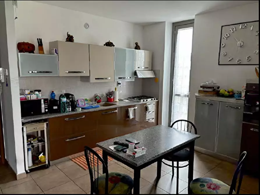 Immagine 17 di Appartamento in vendita  a Chieri