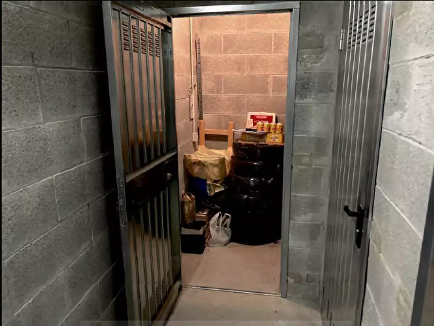 Immagine 18 di Appartamento in vendita  a Chieri