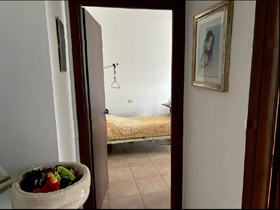 Immagine 9 di Appartamento in vendita  a Chieri