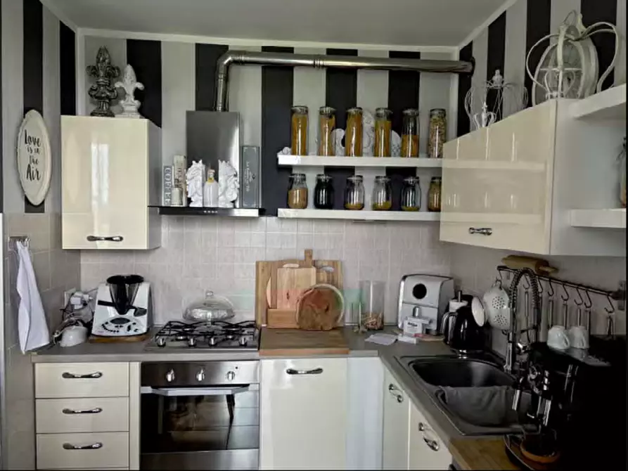 Immagine 6 di Appartamento in vendita  a Chieri