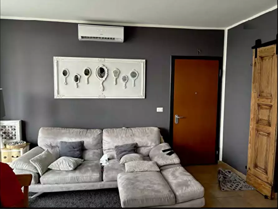 Immagine 5 di Appartamento in vendita  a Chieri