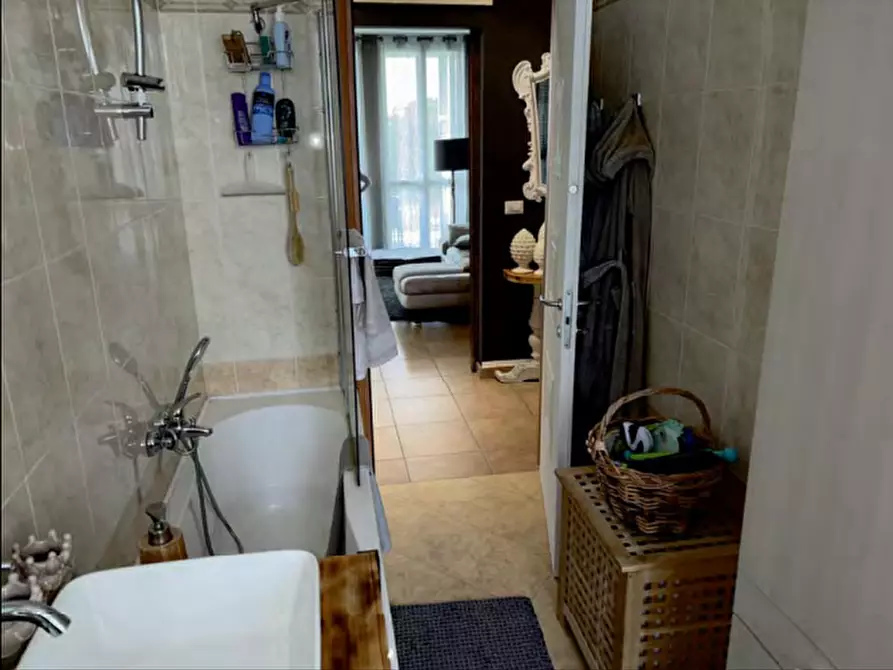 Immagine 12 di Appartamento in vendita  a Chieri