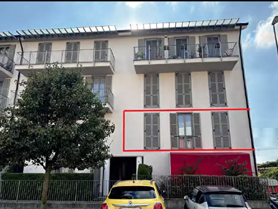 Immagine 1 di Appartamento in vendita  a Chieri