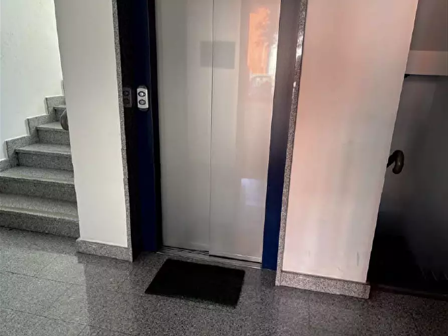 Immagine 2 di Appartamento in vendita  a Chieri