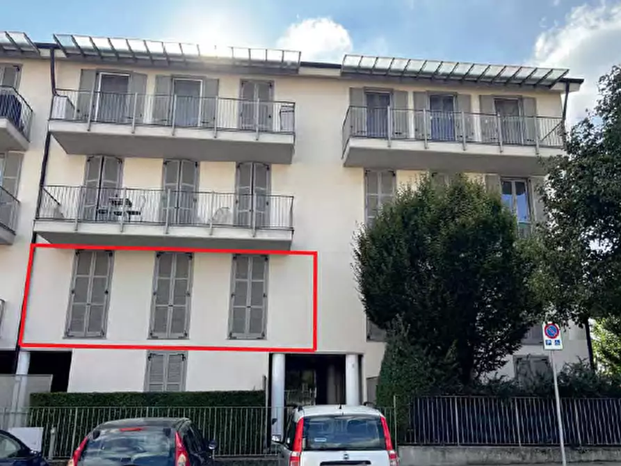 Immagine 2 di Appartamento in vendita  a Chieri