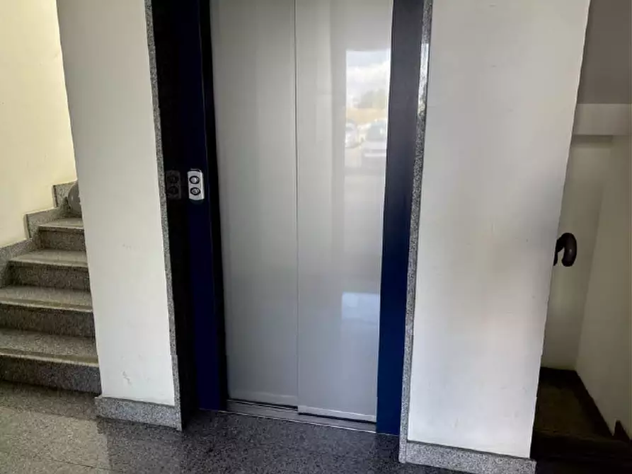 Immagine 3 di Appartamento in vendita  a Chieri