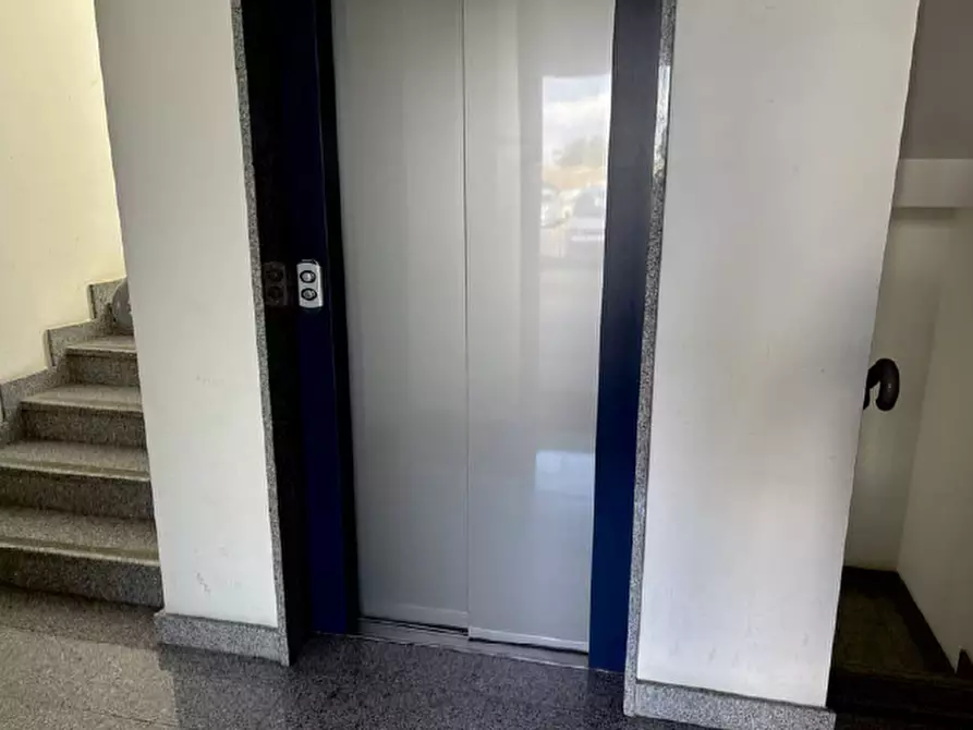 Immagine 2 di Appartamento in vendita  a Chieri