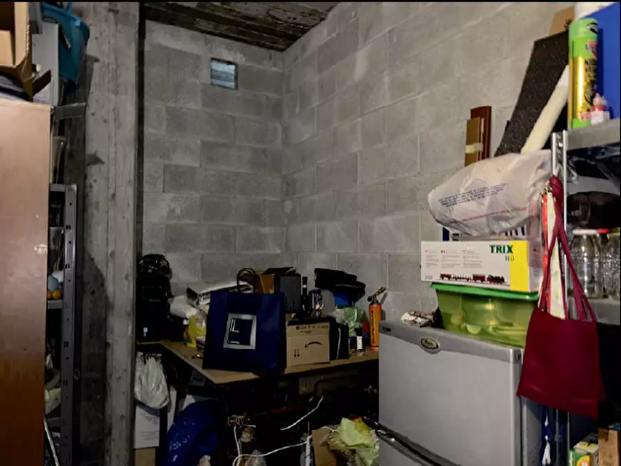 Immagine 11 di Appartamento in vendita  a Chieri