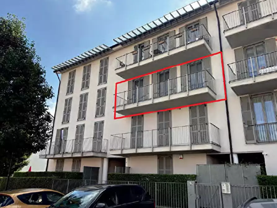 Immagine 2 di Appartamento in vendita  a Chieri