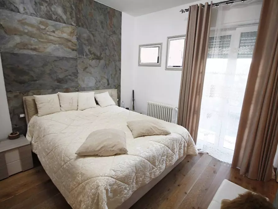 Immagine 10 di Appartamento in vendita  a Cerreto Guidi