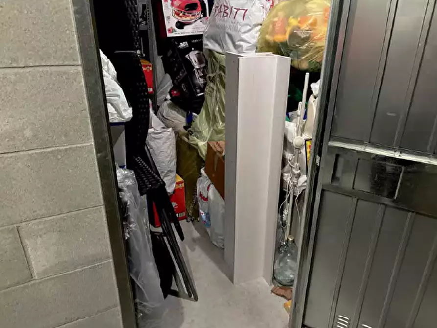 Immagine 10 di Appartamento in vendita  a Chieri