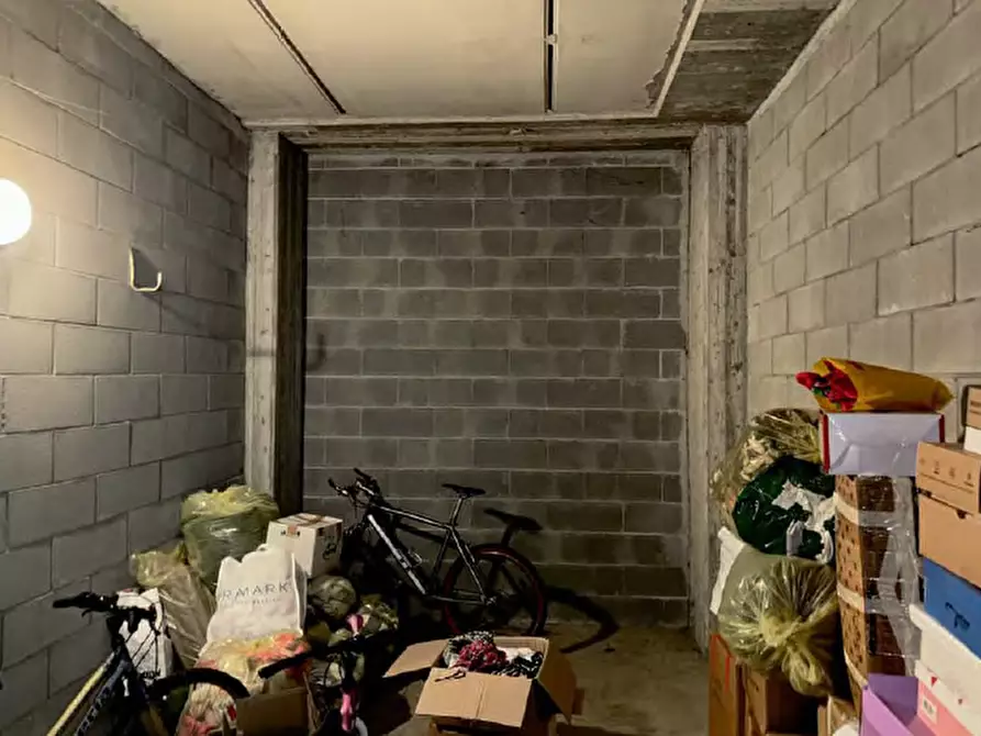 Immagine 11 di Appartamento in vendita  a Chieri